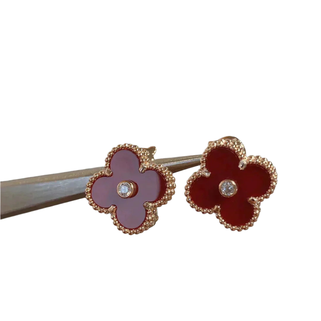 Clovers 1 Motif Carnelian and Diamond Earrings