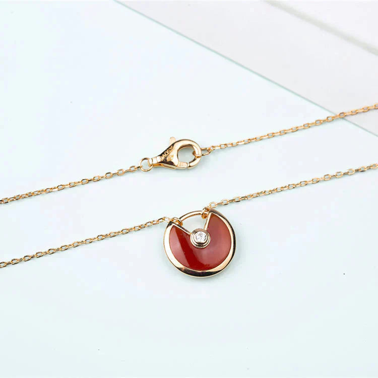 The Amulette Carnelian Gold Necklace 3 Colors