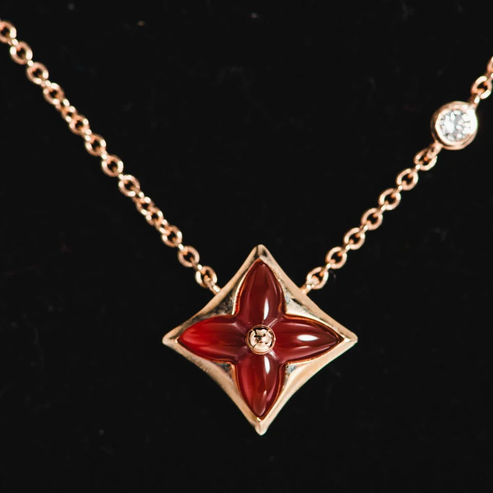 Star Carnelian Diamond Pendant