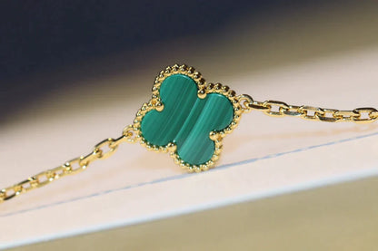 Clovers 20 Motif Malachite Necklace