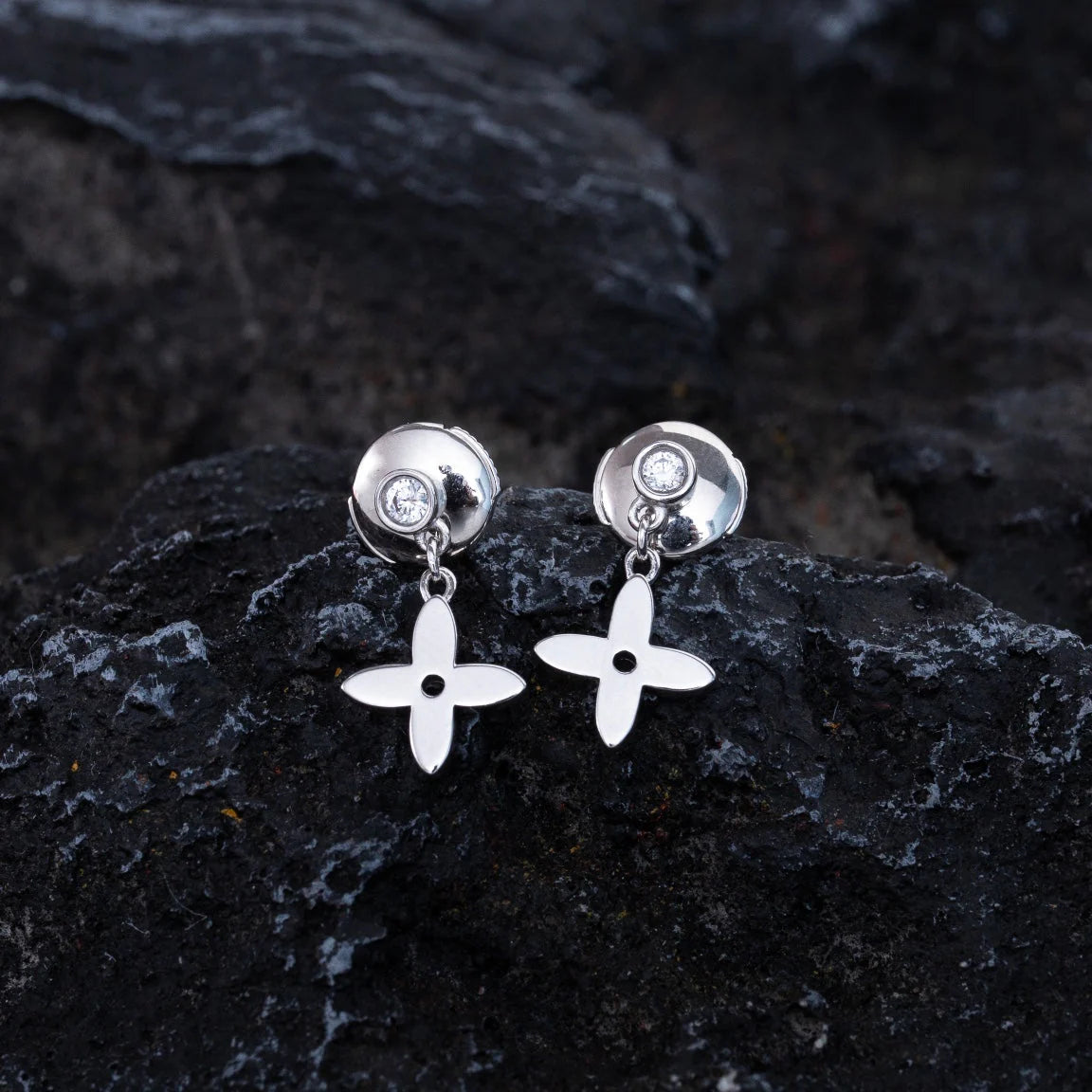 Vidylle Diamond Mini Drop Earrings