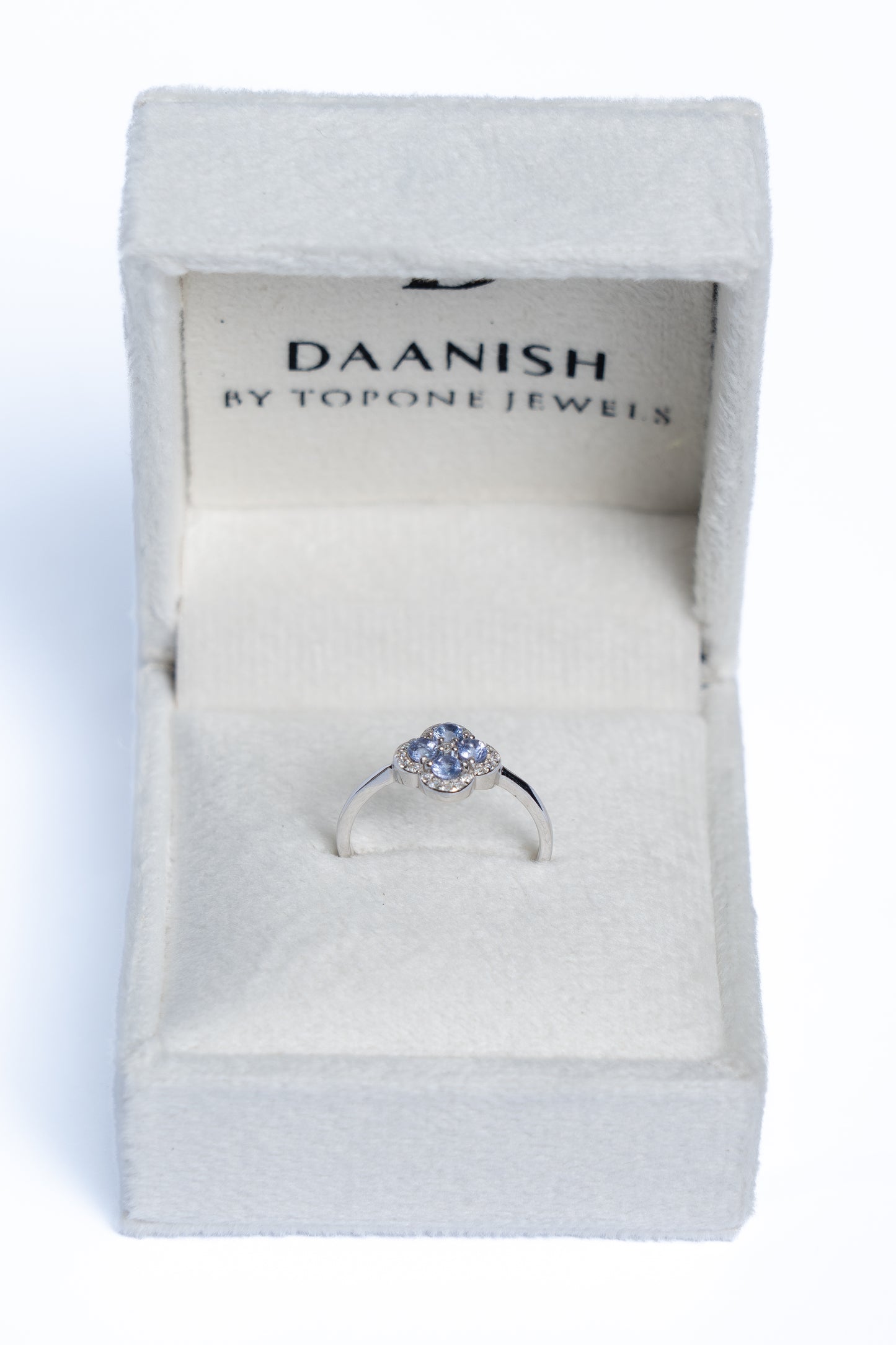 Tanzanite Clover Ring