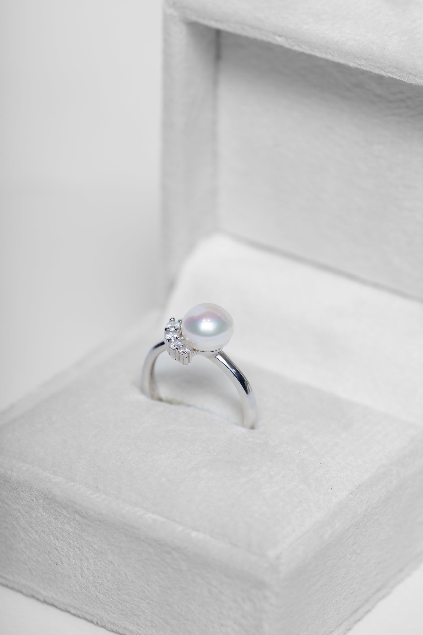 Pearl Ring