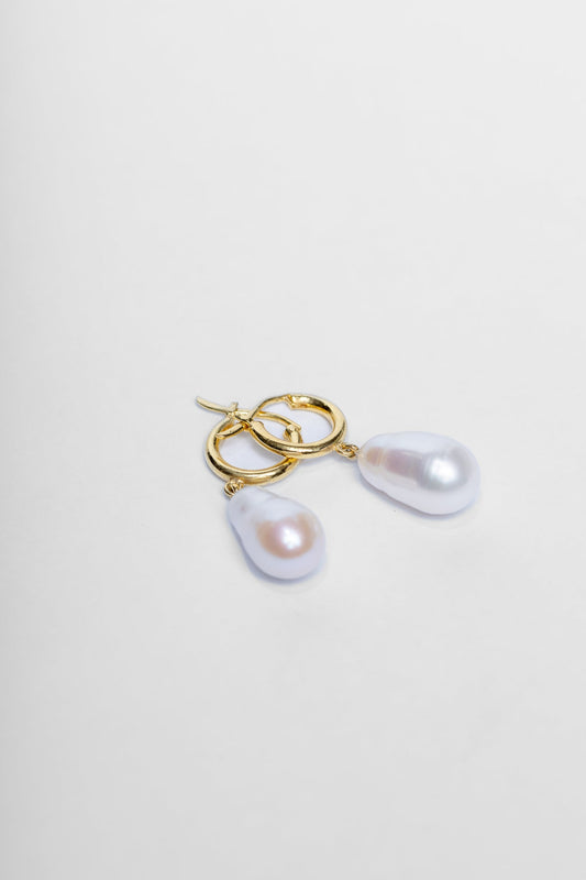 14K Natural Pearl Earring
