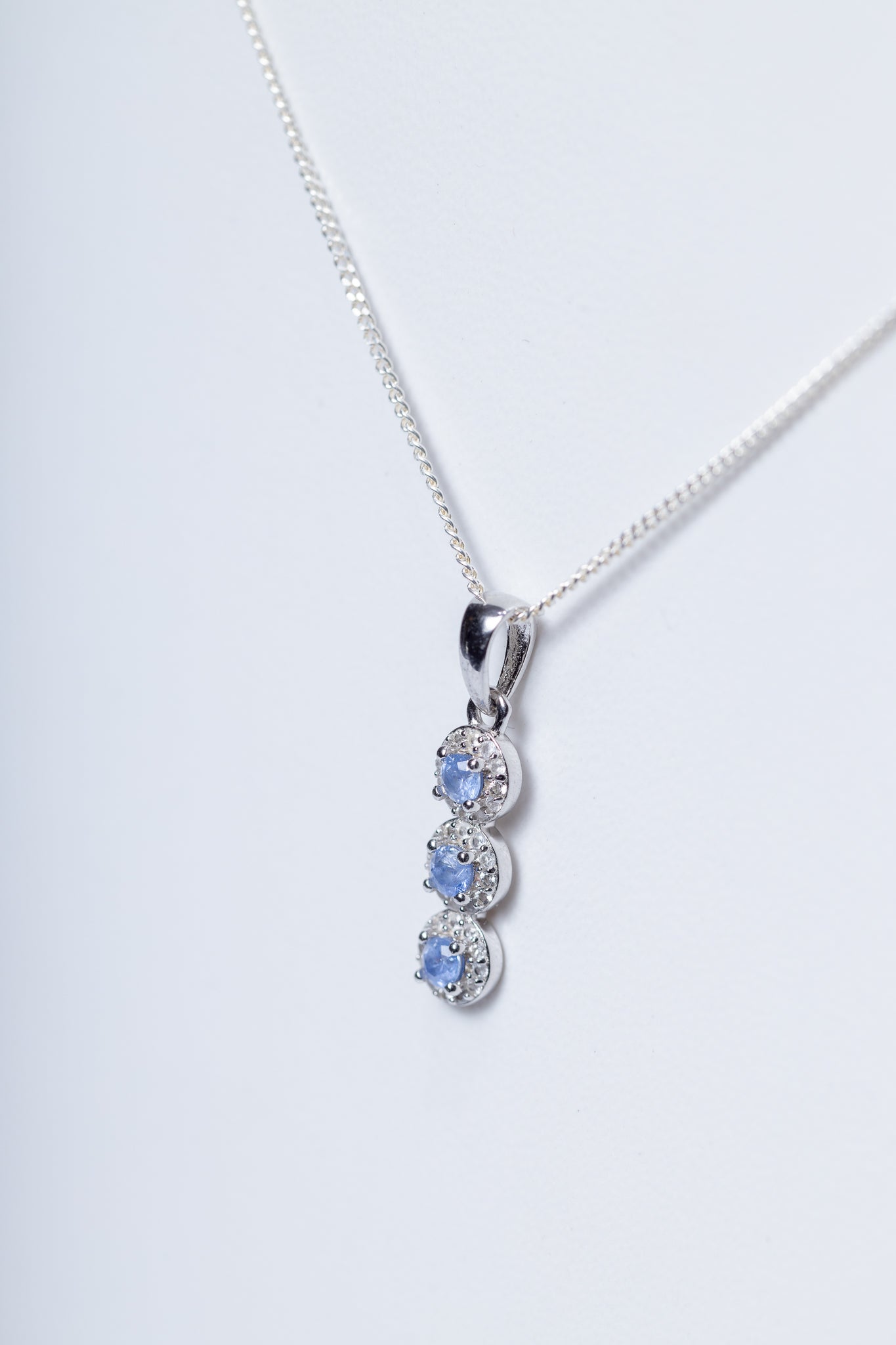 Tanzanite Tri Pendant