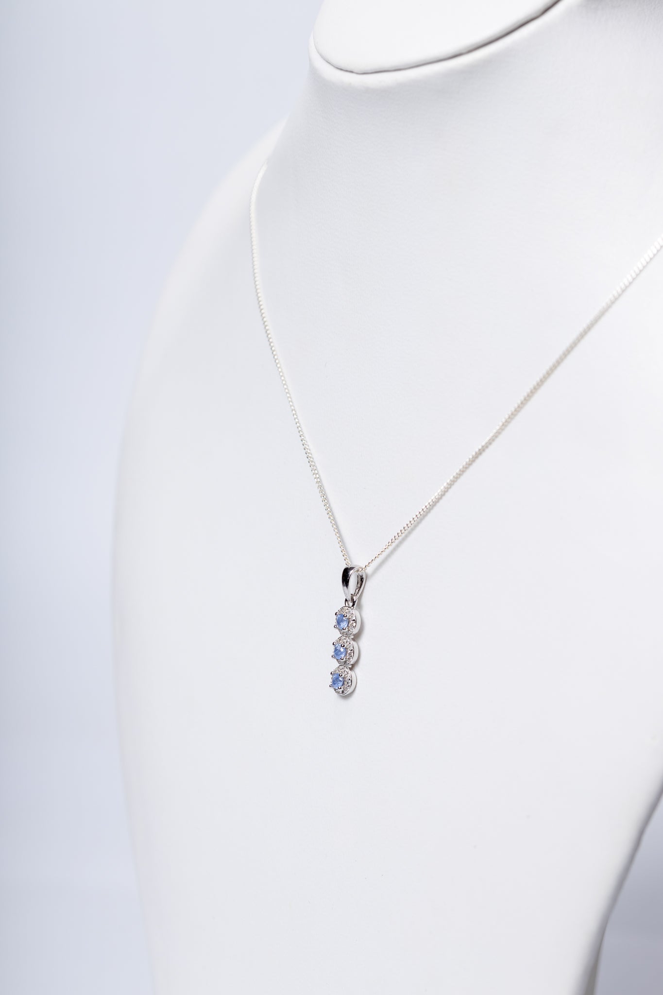 Tanzanite Tri Pendant