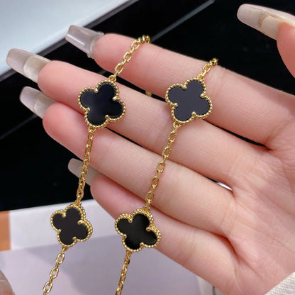 Clovers 10 Motifs Onyx Necklace