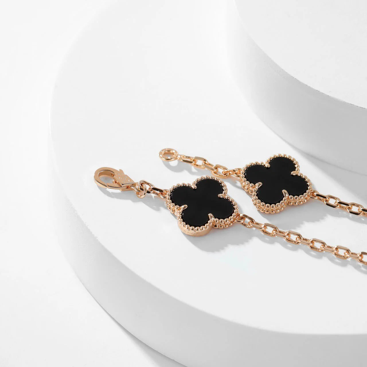 Clovers 10 Motifs Onyx Necklace