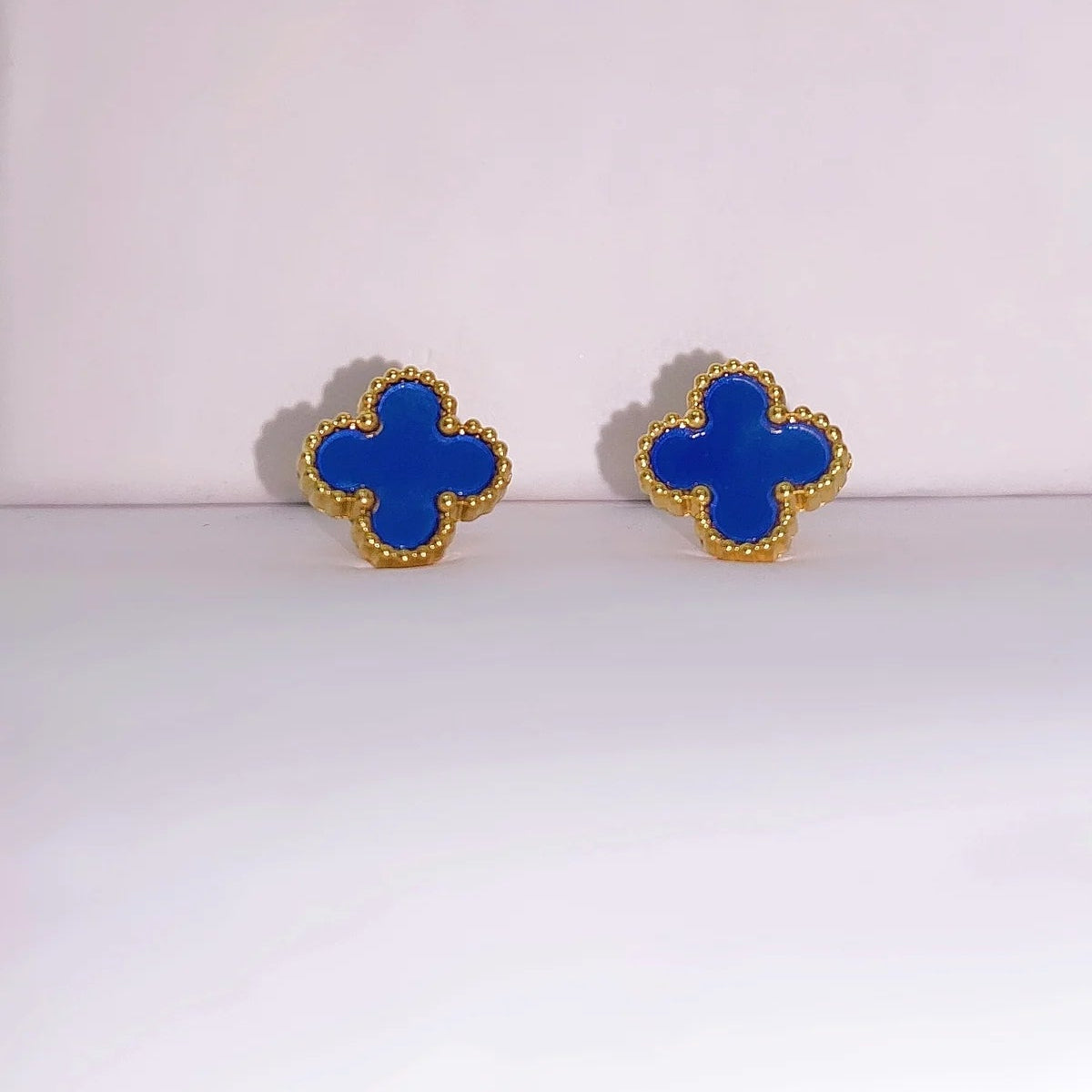 Clover Blue Agate Stud Earrings