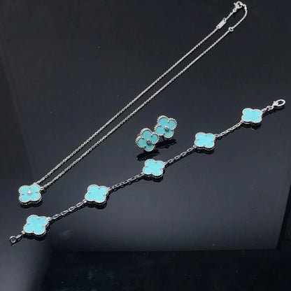 Clovers Sky Blue Silver 1 Diamond Earrings